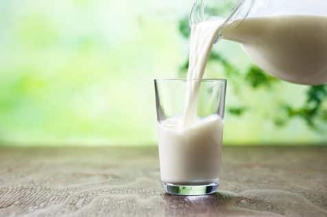 Verre de Lait frais bio